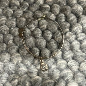 Alex and Ani
Women's Lady Bug Charm Bangle‎ Bracelet